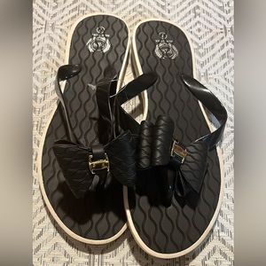 sandals size  7